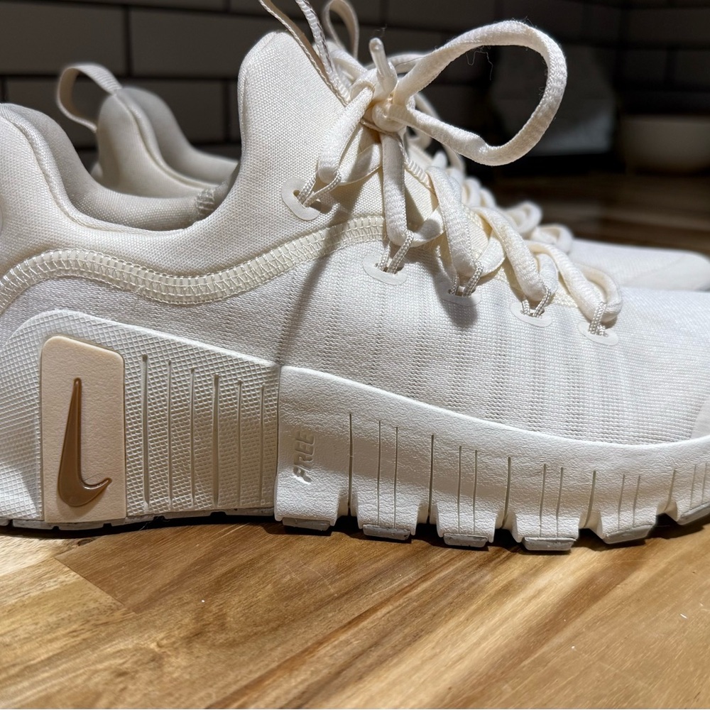 Nike metcons new without box
